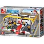 Конструктор Sluban Авиация Самолет в Ремонтен Хангар 599 ел. с 6 фигурки 52х38х8