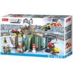 Конструктор Sluban Сити Зимна Спаситела База 251 ел. с 3 фигурки 38х24х7