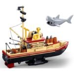 Конструктор Sluban Риболовен Кораб Великата Акула точен модел мащаб 1:35 592 ел. с 4 фигурки 48х33х7 - Image 4